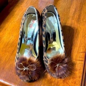 Suo Fei Ni Ya cheetah print heel